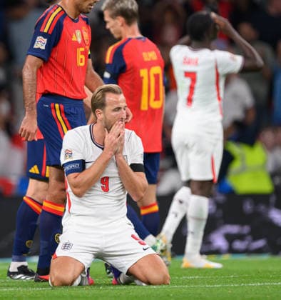 26 September 2026 - England v Spain - UEFA Nations League - Wembley Stadium. England v Spain - UEFA Nations League - Wembley Stadium. Harry Kane drops to his knees dejected. Picture : Mark Pain LONDON England  Copyright: xMarkxPainx