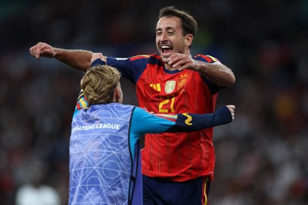 Mikel Oyarzabal of Spain celebrates after he scores Spains Third (3rd) goal to put Spain 3-2 up England v Spain - UEFA Nations League - League A - Group 3. Football. Wembley Stadium, London, UK. 26 SEP 2026Wembley Wembley Stadium LONDON United Kingdom  Copyright: xJASONPIX Shutterstockx 17171351be