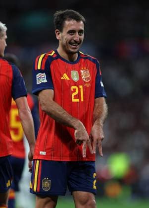 Mikel Oyarzabal of Spain celebrates after he scores Spains Third (3rd) goal to put Spain 3-2 up England v Spain - UEFA Nations League - League A - Group 3. Football. Wembley Stadium, London, UK. 26 SEP 2026Wembley Wembley Stadium LONDON United Kingdom  Copyright: xJASONPIX Shutterstockx 17171351bn