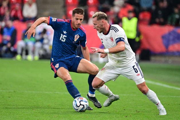 L-R Mario Pasalic (CRO) and Vladimir Coufal (CZE) in action during the UEFA Nations League, A3 group 1st round match: Czechia vs Croatia, in Prague, Czech Republic, on September 26, 2026. (CTKxPhoto MichalxKamaryt) CTKPhotoP2026092606883  CTKPhotoP2026092606883