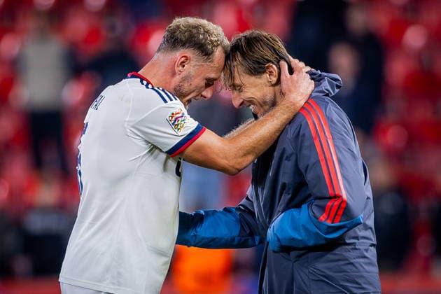 CZECHIA - CROATIA Vladmir Coufal of Czechia and TSG 1899 Hoffenheim and Luka Modric of Croatia and AC Milan after UEFA Nations League - League A - Group A3 - Matchday 1 - football match between Czechia and Croatia. Fortuna Arena, Eden, Stadion, Prague, Czechia September 26, 2026. Photo by Branislav Racko Copyright: xx 080A1154