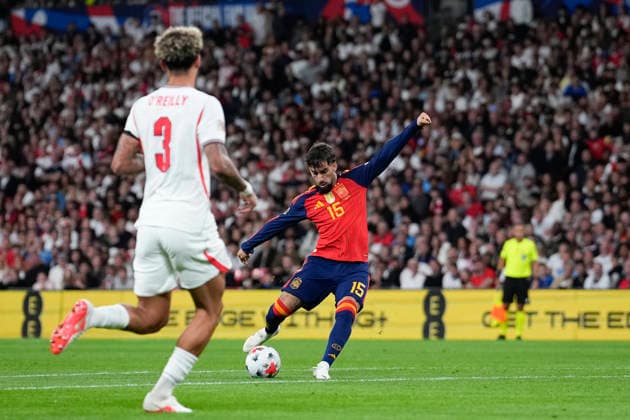 September 26, 2026, London, London, England: Alex Baena of Spain shoots to score his team s second goal during the UEFA Nations League 2026 27 League Phase MD1 Group A3 match between England and Spain at Wembley Stadium on September 26, 2026, in London, England. England V Spain - UEFA Nations League 2026 27 League Phase MD1 Group A3  - ZUMAa181 20260926_zaa_a181_200 Copyright: xDennisxAgyemanx