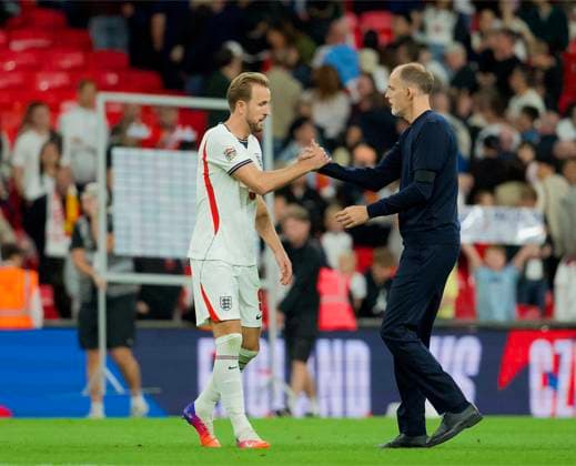 RECORD DATE NOT STATED Football - UEFA Nations League - Group A3 - England v Spain LONDON, ENGLAND - Saturday, September 26, 2026: England s Harry Kane, who missed a penalty, shakes hands with head coach Thomas Tuchel after the UEFA Nations League Group A3 match between England and Spain at Wembley Stadium. Spain won 3-2. (Photo by Thomas Major Propaganda) LONDON Wembley Stadium GREATER LONDON ENGLAND  Copyright: xThomasxMajorx 2026-09-26-England_v_Spain-113