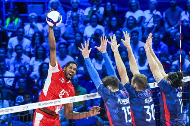 26.09.2026 MEDIOLAN WLOCHY ( MILAN ITALIA ) UNIPOL FORUM SIATKOWKA MEZCZYZN MISTRZOSTWA EUROPY W SIATKOWCE FINAL RUNDA FINALOWA ( CEV EUROVOLLEY 2026 MEN FINAL ROUND FINAL MATCHES MEN S VOLLEYBALL GAME POLAND - FRANCE ) MECZ POLSKA - FRANCJA NZ. BARTLOMIEJ LEMANSKI. ATAK FOTO JAKUB PIASECKI CYFRASPORT NEWSPIX.PL --- newspix.pl 