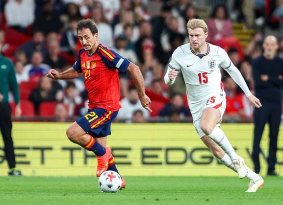Mikel Oyarzabal of Spain gets away from Jarrad Branthwaite of England England v Spain, UEFA Nations League 2026 27 Group A3, Football, Wembley Stadium, London, UK, 26 09 2026 - 26 Sep 2026London Wembley Stadium England United Kingdom  Copyright: xHanc WiredxPhotos Shutterstockx 17171296cs