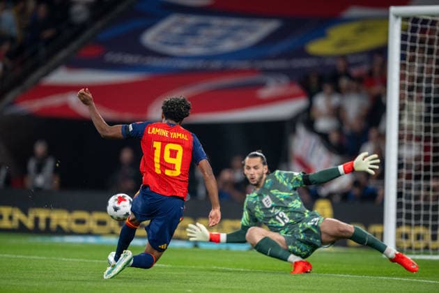 LONDON, ENGLAND - SEPTEMBER 26: Lamine Yamal of Spain national team, Nationalteam scoring goal during the UEFA Nations League 2026 27 group phase match between England and Spain at Wembley Stadium on September 26, 2026 in London, England. Photo Sebastian Frej England v Spain - UEFA Nations League 2026 27 Group A3 MD1 Copyright: xx