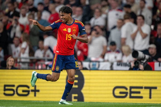 LONDON, ENGLAND - SEPTEMBER 26: Lamine Yamal of Spain national team, Nationalteam celebrates after scoring goal during the UEFA Nations League 2026 27 group phase match between England and Spain at Wembley Stadium on September 26, 2026 in London, England. Photo Sebastian Frej England v Spain - UEFA Nations League 2026 27 Group A3 MD1 Copyright: xx