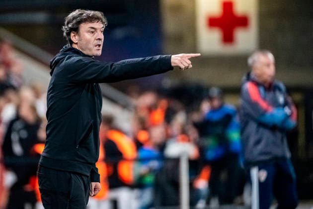 Head coach Santi Denia (CZE) gestures during the UEFA Nations League, A3 group 1st round match: Czechia vs Croatia, in Prague, Czech Republic, on September 26, 2026. (CTKxPhoto VitxSimanek) CTKPhotoP2026092607062  CTKPhotoP2026092607062