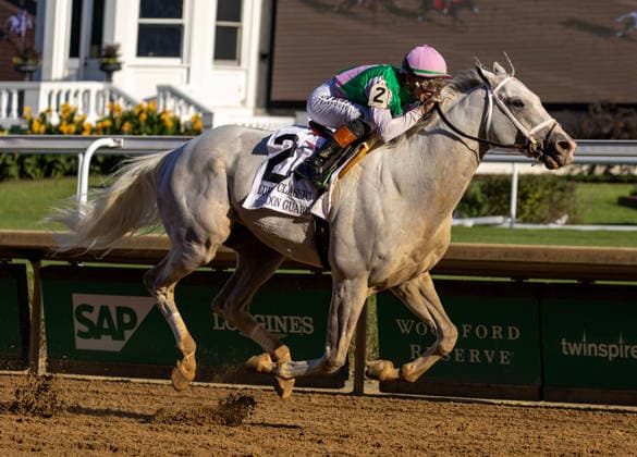 September 26, 2026, USA: Dragoon Guard (2) ridden by Tyler Gaffalione wins the Lukas Classic Stakes at Churchill Downs on September 26, 2026. Candice Chavez Eclipse Sportswire CSM HORSE RACING 2026: Lukas Classic Day Churchill Downs SEP 26  - ZUMAcs17 20260926_faf_cs17_042 Copyright: x {Serialx