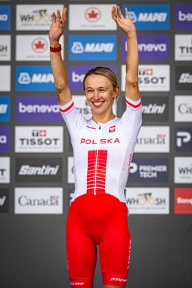 NIEWIADOMA PHINNEY Kasia UCI Road Cycling World Championships Montreal Canada 2026 NIEWIADOMA PHINNEY Kasia POL Poland Second Place Award Ceremony Medal Ceremony Podium Portrait Orientation Vertical Portrait Event UCI Road Cycling World Championships Montreal Canada 2026 Category Cycling Road Cycling World Championships Elite Women Location North America, Canada, Quebec, Montreal Start Brossard Finish Montreal Road Race (RR) Distance 180.1 km Date September 26, 2026 (Saturday), Day 6