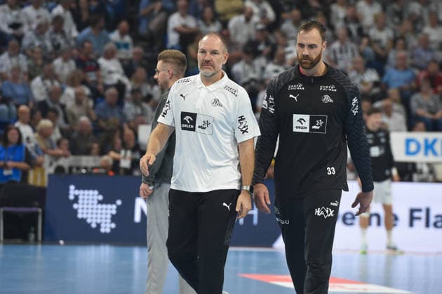 Handball I Men I 2026–2027 Season I Bundesliga I Matchday 6 I THW Kiel vs. SG Flensburg-Handewitt I September 26, 2026; from left: Mattias Andersson, goalkeeper coach, THW Kiel; Andreas Wolff, 33, THW Kiel Copyright: xLobeca JanxKirschnerx