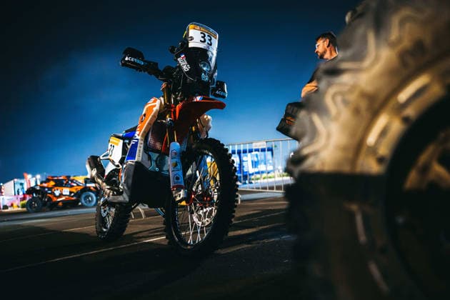 W2RC - RALLYE DU MAROC 2026 33 GUENO Damien (fra), Team D - Ydeo Competition, Honda CRF 450, FIM W2RC, Rally 2, ambiance during the Scrutineering of the Rallye du Maroc 2026, 4th round of the 2026 WR2C Championship from September 26 to 27, 2026 in Agadir, Morocco - AgadirMorocco  Copyright: xDamienxSaulnierx