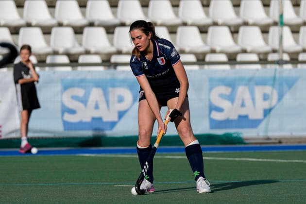 Anna Uhlmann FHC, 68, with the ball, cutout, full-body, single image, single photo, action, September 26, 2026, Mannheim, Germany, hockey, 2nd Bundesliga South Division, women, Feudenheimer HC vs. Nürnberger HTC xozx