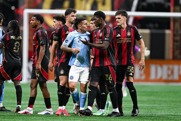 ATLANTA, GA - SEPTEMBER 26: Nicolas Fernandez 7 of New York and Breel Embolo 36 of Atlanta exchange words during the MLS, Fussball Herren, USA match between New York City FC and Atlanta United FC on September 26th, 2026 at Mercedes-Benz Stadium in Atlanta, GA. (Photo by Rich von Biberstein Icon Sportswire) SOCCER: SEP 26 MLS Atlanta United vs New York City FC EDITORIAL USE ONLY Icon260926006