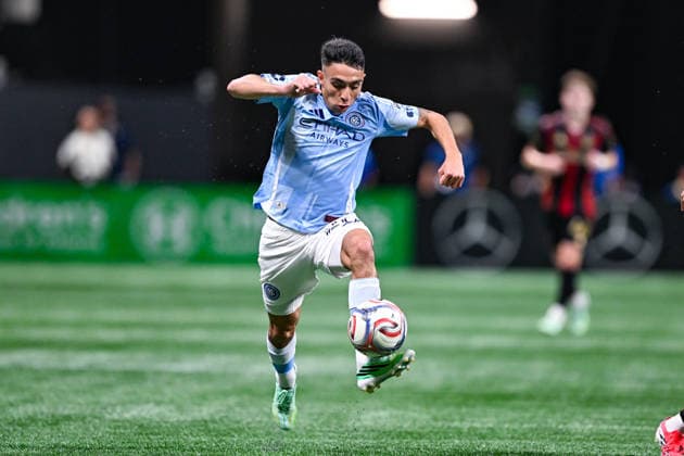 ATLANTA, GA - SEPTEMBER 26: Agustin Ojeda 26 of New York controls the ball during the MLS, Fussball Herren, USA match between New York City FC and Atlanta United FC on September 26th, 2026 at Mercedes-Benz Stadium in Atlanta, GA. (Photo by Rich von Biberstein Icon Sportswire) SOCCER: SEP 26 MLS Atlanta United vs New York City FC EDITORIAL USE ONLY Icon260926008