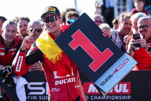 SBK Round 10 EICMA Italian Round (Podium Race 1) in San Martino del Lago, Italy - 26 Sep 2026 Iker Lecuona of Aruba.it Racing - Ducati with Ducati Panigale V4R celebrates the victory in Race 1 during Podium Race 1 of SBK Round 10 EICMA Italian Round. San Martino del Lago Italy Copyright: xFabrizioxCarabellix xSOPAxImagesx Fabrizio-Carabelli-1454073