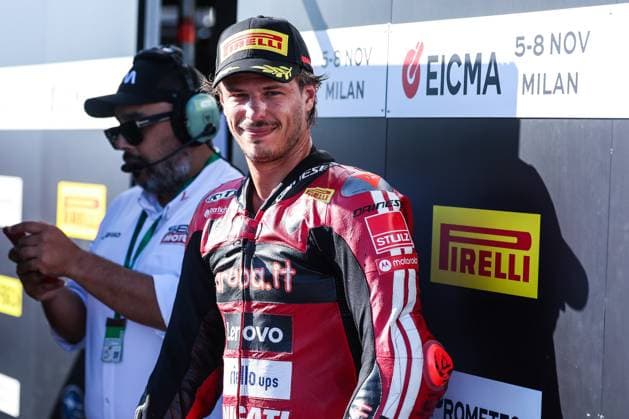 SBK Round 10 EICMA Italian Round (Podium Race 1) in San Martino del Lago, Italy - 26 Sep 2026 Nicolo Bulega of Aruba.it Racing - Ducati with Ducati Panigale V4R celebrates the second place in Race 1 during Podium Race 1 of SBK Round 10 EICMA Italian Round. San Martino del Lago Italy Copyright: xFabrizioxCarabellix xSOPAxImagesx Fabrizio-Carabelli-1454075
