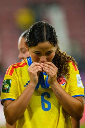 Brenda CARDONA seen celebrating with medal during 2026 FIFA U-20 Women™s World Cup Bronze Final match between teams of Italy and Colombia in Lodz, Poland (Tomasz Karczewski Ball Raw Images) Lodz Stadion Miejski LKS Lodz Poland Copyright: xTomaszxKarczewskix tomaszkarczewski_wlochy_kolumbia_u20_2627_TK1_4338-2