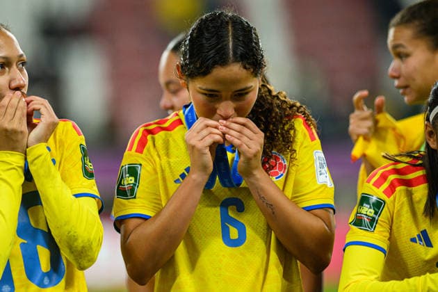 Brenda CARDONA seen celebrating with medal during 2026 FIFA U-20 Women™s World Cup Bronze Final match between teams of Italy and Colombia in Lodz, Poland (Tomasz Karczewski Ball Raw Images) Lodz Stadion Miejski LKS Lodz Poland Copyright: xTomaszxKarczewskix tomaszkarczewski_wlochy_kolumbia_u20_2627_TK1_4338