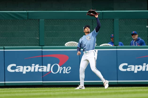 September 26, 2026, Washington D.C, District Of Columbia, United States: Washington, DC; Washington Nationals left fielder Daylen Lile (4) catches the fly ball for the out during a Major League Baseball game against the New York Mets at Nationals Park on Saturday, September 26, 2026. The Mets beat the Nationals 7-1. MLB, Baseball Herren, USA New York Mets 7:1 Washington Nationals  - ZUMAp258 20260926_znp_p258_039 Copyright: xStevexPrakopex