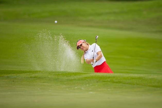 September 26, 2026, Rogers, Arkansas, USA: NATALIE GULBIS hits a bunker shot on the fourth hole during the second round of the Walmart NW Arkansas Championship at Pinnacle Country Club. LPGA, Golf Damen 2026: Walmart NW Arkansas Championship Round 2  - ZUMAw173 20260926_zsp_w173_005 Copyright: xLukexWelshx