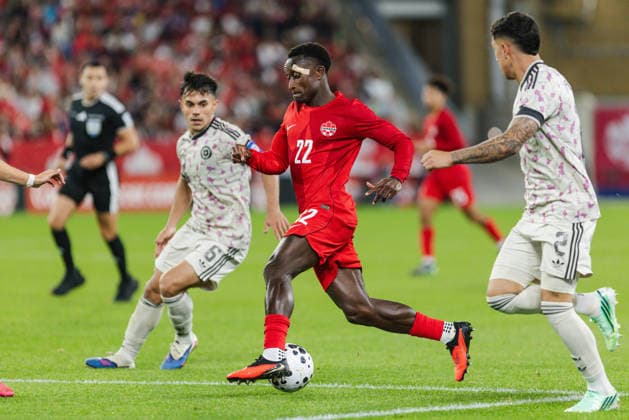 Richie Laryea of Canada controls the ball during the International Friendly, Länderspiel, Nationalmannschaft match between Canada and Chile on September 26th, 2026 in BMO Field, Toronto, Ontario, Canada Copyright: xCurtisxWongx xSPPx Sportspressphoto_SPR240804