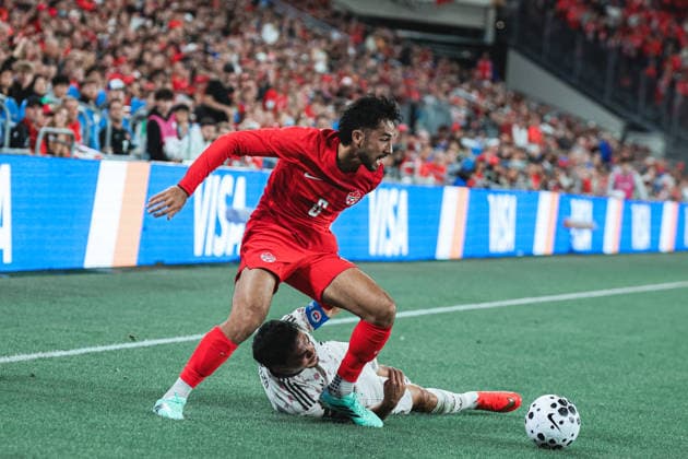 September 26, 2026, Toronto, Ontario, Toronto: Mathieu ChoinioÂ¨re 6 of Canada in action during International Friendly, Länderspiel, Nationalmannschaft between Canada and Chile at BMO Field, Toronto on September 26, 2026. International Friendly Canada 1:0 Chile  - ZUMAn333 20260926_znp_n333_024 Copyright: xKaxLokxNgx