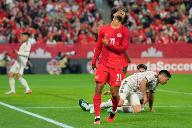 September 26, 2026, Toronto, On, CAN: Canada s Jacen Russell-Rowe reacts after missing a scoring opportunity against a nine man Chilean team, during second half International Friendly, Länderspiel, Nationalmannschaft action, in Toronto, on Saturday, Sept. 26, 2026. Canada News - September 26, 2026  - ZUMAc35_ 20260926_zaf_c35_137 Copyright: xChrisxYoungx