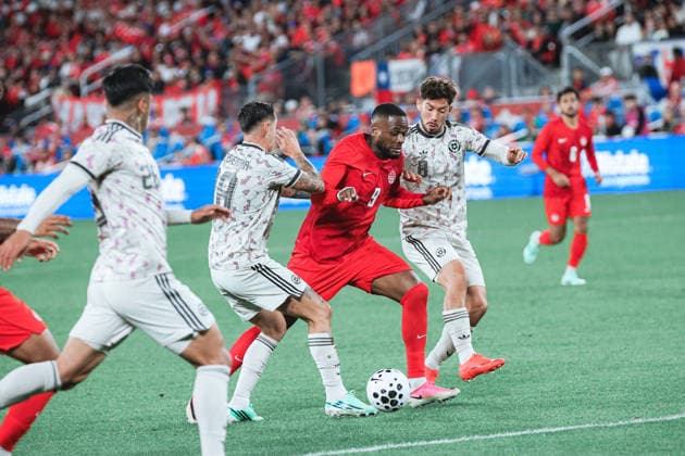 September 26, 2026, Toronto, Ontario, Toronto: Cyle Larin 9 of Canada in action during International Friendly, Länderspiel, Nationalmannschaft between Canada and Chile at BMO Field, Toronto on September 26, 2026. Toronto Toronto - ZUMAn333 20260926_znp_n333_021 Copyright: xKaxLokxNgx