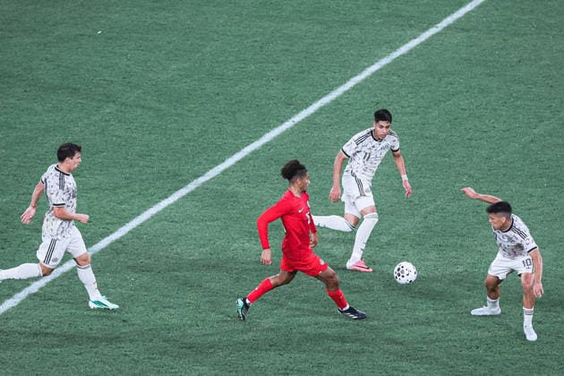 September 26, 2026, Toronto, Ontario, Toronto: Nathan-Dylan Saliba 25 of Canada in action during International Friendly, Länderspiel, Nationalmannschaft between Canada and Chile at BMO Field, Toronto on September 26, 2026. Toronto Toronto - ZUMAn333 20260926_znp_n333_029 Copyright: xKaxLokxNgx