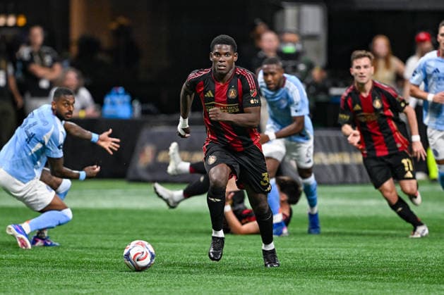 ATLANTA, GA - SEPTEMBER 26: Breel Embolo 36 of Atlanta dribbles during the MLS, Fussball Herren, USA match between New York City FC and Atlanta United FC on September 26th, 2026 at Mercedes-Benz Stadium in Atlanta, GA. (Photo by Rich von Biberstein Icon Sportswire) SOCCER: SEP 26 MLS Atlanta United vs New York City FC EDITORIAL USE ONLY Icon260926038