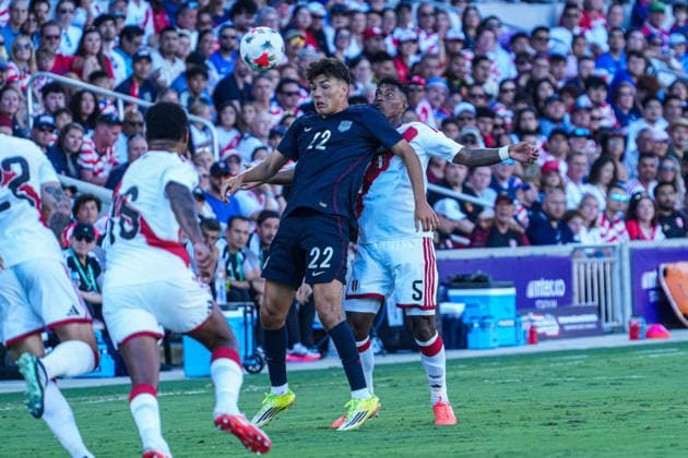 Peru v USA in a friendly Florida Series Match, Orlando, Florida Orlando, Florida, USA, September 26, 2026, USA player Justin Ellis 22 gets the pass at Inter.Co Stadium. Copyright: xMartyxJean-Louisx