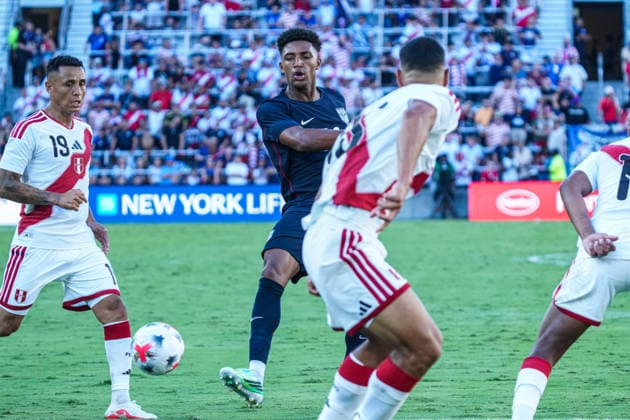 Peru v USA in a friendly Florida Series Match, Orlando, Florida Orlando, Florida, USA, September 26, 2026, USA player Alex Freeman 16 pushing up field at Inter.Co Stadium. Copyright: xMartyxJean-Louisx