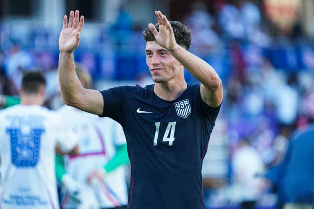 Peru v USA in a friendly Florida Series Match, Orlando, Florida Orlando, Florida, USA, September 26, 2026, USA player Sebastian Berhalter 14 waving to fans at Inter.Co Stadium. Copyright: xMartyxJean-Louisx