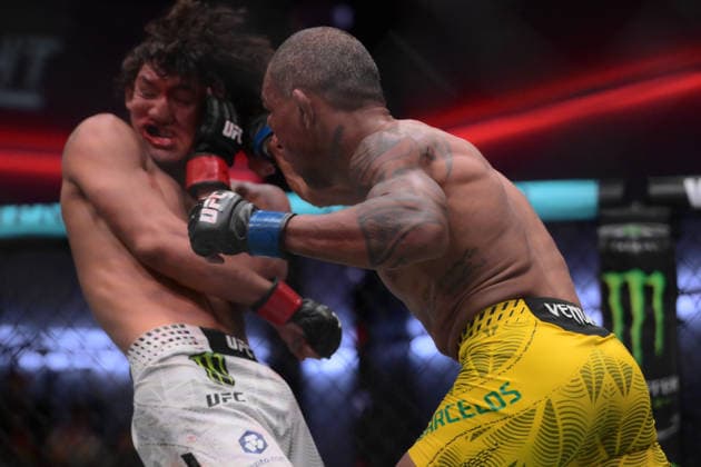 September 26, 2026, Las Vegas, Nevada, USA: RAUL ROSAS JR. defeated RAONI BARCELOS by TKO (slam) at 1:38 of Round 5 during UFC Fight Night at the UFC APEX in Las Vegas. Las Vegas USA - ZUMAo117 20260926_zsp_o117_001 Copyright: xMikaelxOnax