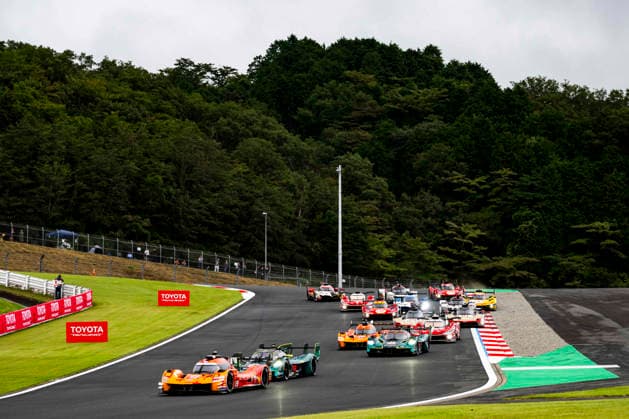 FIA WEC - 6 HOURS OF FUJI 2026 start of the race, depart, 19 CHATIN Paul-Loup (fra), JAMINET Mathieu (fra), JUNCADELLA Daniel (esp), Genesis Magma Racing, Genesis GMR-001 19, Hypercar, action during the 6 Hours of Fuji 2026, 6th round of the 2026 FIA World Endurance Championship, from September 25 to 27, 2026 on the Fuji Speedway in Oyama, Shizuoka, Japan - OyamaJapan Copyright: xFabrizioxBoldonix