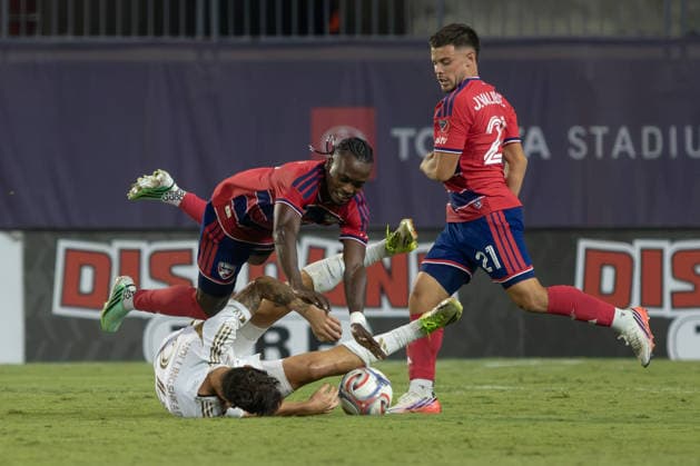 September 26, 2026, Frisco, Texas, USA: FC Dallas forward SANTIAGO MORENO (10) trips over Los Angeles FC defender RYAN HOLLINGSHEAD (24) during a soccer game between Los Angeles FC and FC Dallas at Toyota Stadium in Frisco, TX. Frisco USA - ZUMAh193 20260926_zsp_h193_007 Copyright: xDanielxMcGregor-Huyerx