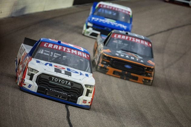 KANSAS CITY, KS - SEPTEMBER 26: Brent Crews ( 5 TRICON Garage Toyota) races into turn one during the NASCAR, Motorsport, USA CRAFTSMAN Truck Series Playoffs Race to Stop Suicide 200 on Saturday, September 26, 2026, at Kansas Speedway in Kansas City, KS. (Photo by Kyle Ocker Icon Sportswire) AUTO: SEP 26 NASCAR CRAFTSMAN Truck Series Playoffs Race to Stop Suicide 200 EDITORIAL USE ONLY Icon260926016