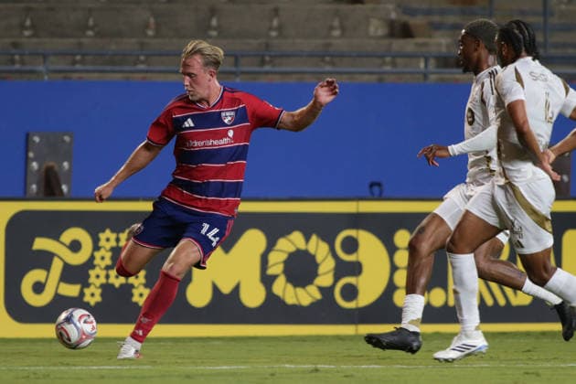 September 26, 2026, Frisco, Texas, USA: FC Dallas midfielder HERMAN JOHANSSON (14) kicks the ball during a soccer game between Los Angeles FC and FC Dallas at Toyota Stadium in Frisco, TX. Frisco USA - ZUMAh193 20260926_zsp_h193_043 Copyright: xDanielxMcGregor-Huyerx