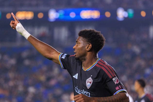 September 26, 2026, Carson, California, USA: Donavan Phillip 32 of the Colorado Rapids celebrates after scoring a goal during a regular-season MLS, Fussball Herren, USA match against the LA Galaxy on Saturday September 26, 2026 at Dignity Health Sports Park Stadium in Carson, California. JAVIER ROJAS PI LA Galaxy Vs. Rapids  - ZUMAp124 20260926_zaa_p124_004 Copyright: xJavierxRojasx