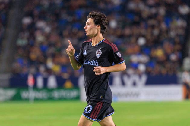 September 26, 2026, Carson, California, USA: Paxten Aaronson 10 of the Colorado Rapids celebrates after scoring a goal during a regular-season MLS, Fussball Herren, USA match against the LA Galaxy on Saturday September 26, 2026 at Dignity Health Sports Park Stadium in Carson, California. JAVIER ROJAS PI LA Galaxy Vs. Rapids  - ZUMAp124 20260926_zaa_p124_008 Copyright: xJavierxRojasx