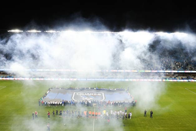SAN JOSE, CA - SEPTEMBER 26: A general view of the Portland Timbers and the San Jose Earthquakes standing for the American Anthem before a MLS, Fussball Herren, USA match between the Portland Timbers and the San Jose Earthquakes on September 26, 2026 at PayPal Park in San Jose, CA. (Photo by Trinity Machan Icon Sportswire) SOCCER: SEP 26 MLS San Jose Earthquakes vs Portland Timbers EDITORIAL USE ONLY Icon260926000107964