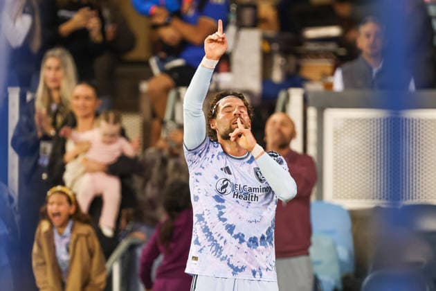 SAN JOSE, CA - SEPTEMBER 26: San Jose Earthquakes midfielder Eduard Löwen (23) celebrates after scoring a goal during a MLS, Fussball Herren, USA match between the Portland Timbers and the San Jose Earthquakes on September 26, 2026 at PayPal Park in San Jose, CA. (Photo by Trinity Machan Icon Sportswire) SOCCER: SEP 26 MLS San Jose Earthquakes vs Portland Timbers EDITORIAL USE ONLY Icon260926000107972