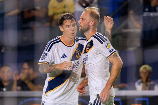 September 26, 2026, Carson, California, USA: Joao Klauss 99 of the LA Galaxy is congratulated by Calegari 2 after scoring a second goal during a regular-season MLS, Fussball Herren, USA match against the Colorado Rapids on Saturday September 26, 2026 at Dignity Health Sports Park Stadium in Carson, California. JAVIER ROJAS PI LA Galaxy Vs. Rapids  - ZUMAp124 20260926_zaa_p124_013 Copyright: xJavierxRojasx
