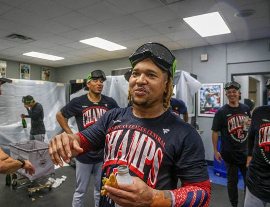 SEP 26, 2026: Cleveland Guardians infielder Joso RamoÂ­rez (11) celebrates after winning the Central Division at Kauffman Stadium in Kansas City, MO. CSM MLB, Baseball Herren, USA 2026: Guardians Vs Royals September 26th  - ZUMAc04_ 20260926_zma_c04_685 Copyright: xRomanxPunox
