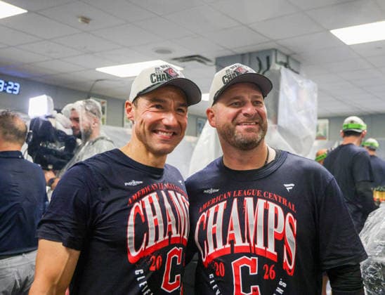 SEP 26, 2026: Cleveland Guardians manager Stephen Vogt and President of Baseball Operations Chris Antonetti celebrates at Kauffman Stadium in Kansas City, MO. CSM MLB, Baseball Herren, USA 2026: Guardians Vs Royals September 26th  - ZUMAc04_ 20260926_zma_c04_692 Copyright: xRomanxPunox