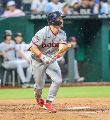 SEP 26, 2026: Cleveland Guardians infielder Travis Bazzana (37) hits a double in the 2nd inning against the Kansas City Royals at Kauffman Stadium in Kansas City, MO. CSM MLB, Baseball Herren, USA 2026: Guardians Vs Royals September 26th  - ZUMAc04_ 20260926_zma_c04_734 Copyright: xRomanxPunox
