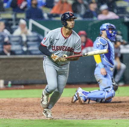 MLB, Baseball Herren, USA 2026: Guardians Vs Royals September 26th SEP 26, 2026: Cleveland Guardians shortstop Brayan Rocchio (4) hits a home run in the 9th inning against the Kansas City Royals at Kauffman Stadium in Kansas City, MO. Roman Puno CSM (Credit Image: Â Roman Puno Cal Media) Kansas City Missouri United States EDITORIAL USE ONLY Copyright: xx ZUMA-20260926_zma_c04_695.jpg RomanxPunox csmphotothree526786