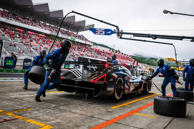 FIA WEC - 6 HOURS OF FUJI 2026 35 HABSBURG Ferdinand (aut), MILESI Charles (fra), Alpine Endurance Team, Alpine A424 35, Hypercar, action pitstop, arrêt aux stands during the 6 Hours of Fuji 2026, 6th round of the 2026 FIA World Endurance Championship, from September 25 to 27, 2026 on the Fuji Speedway in Oyama, Shizuoka, Japan - OyamaJapan Copyright: xANTONINxVINCENTx
