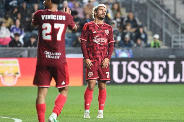 Philadelphia Union v Orlando City Antoine Griezmann 7 of Orlando City SC reacts after a missed shot by Vinicius Nogueira 27 during the Major League Soccer 2026 match between Philadelphia Union and Orlando City at Subaru Park in Chester, Pennsylvania, on September 26, 2026. Philadelphia United States  Copyright: xJackxMegawx originalFilename:megaw-philadel260926_npcr7.jpg